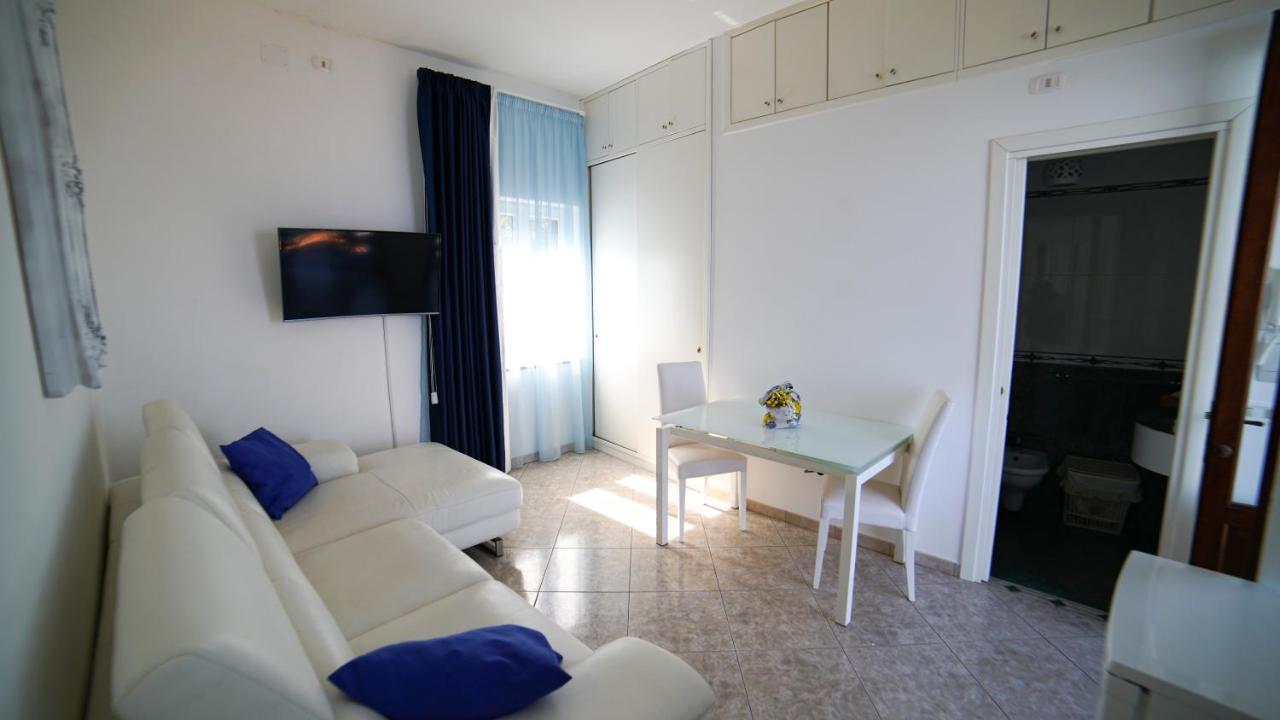 Mira Vico Apartments Vico Equense Bagian luar foto