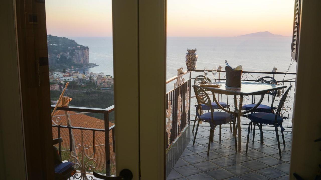 Mira Vico Apartments Vico Equense Bagian luar foto