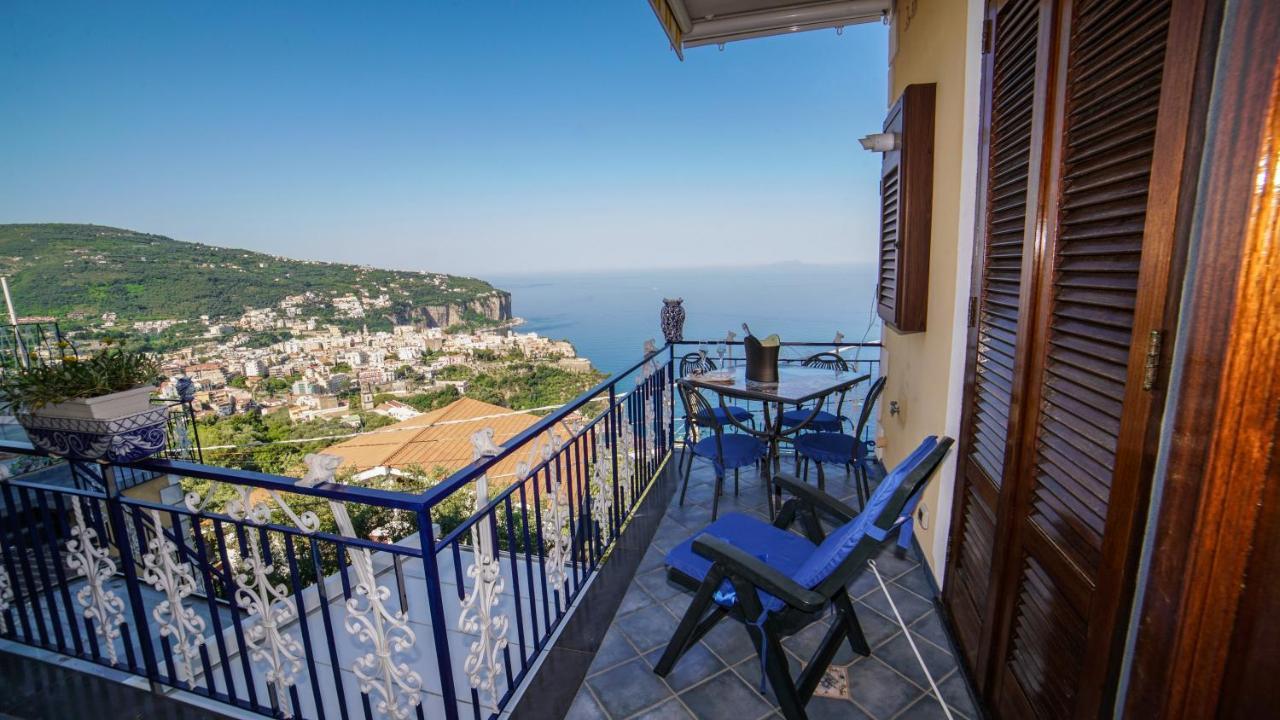 Mira Vico Apartments Vico Equense Bagian luar foto